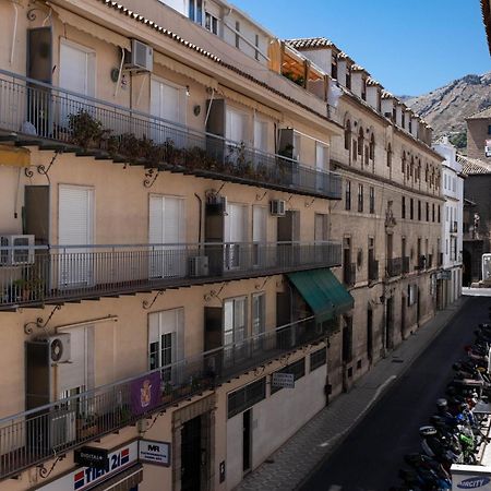 PISOS completos en centro histórico -LA CATEDRAL ALOJAMIENTOS- Jaén Exterior foto